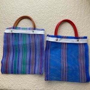 Mesh bag with fun colors!